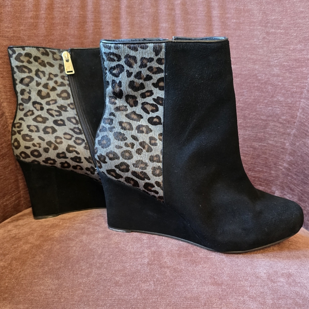 Rockport Suede & Calf Hair Leopard Wedge Ankle Boots Booties💕